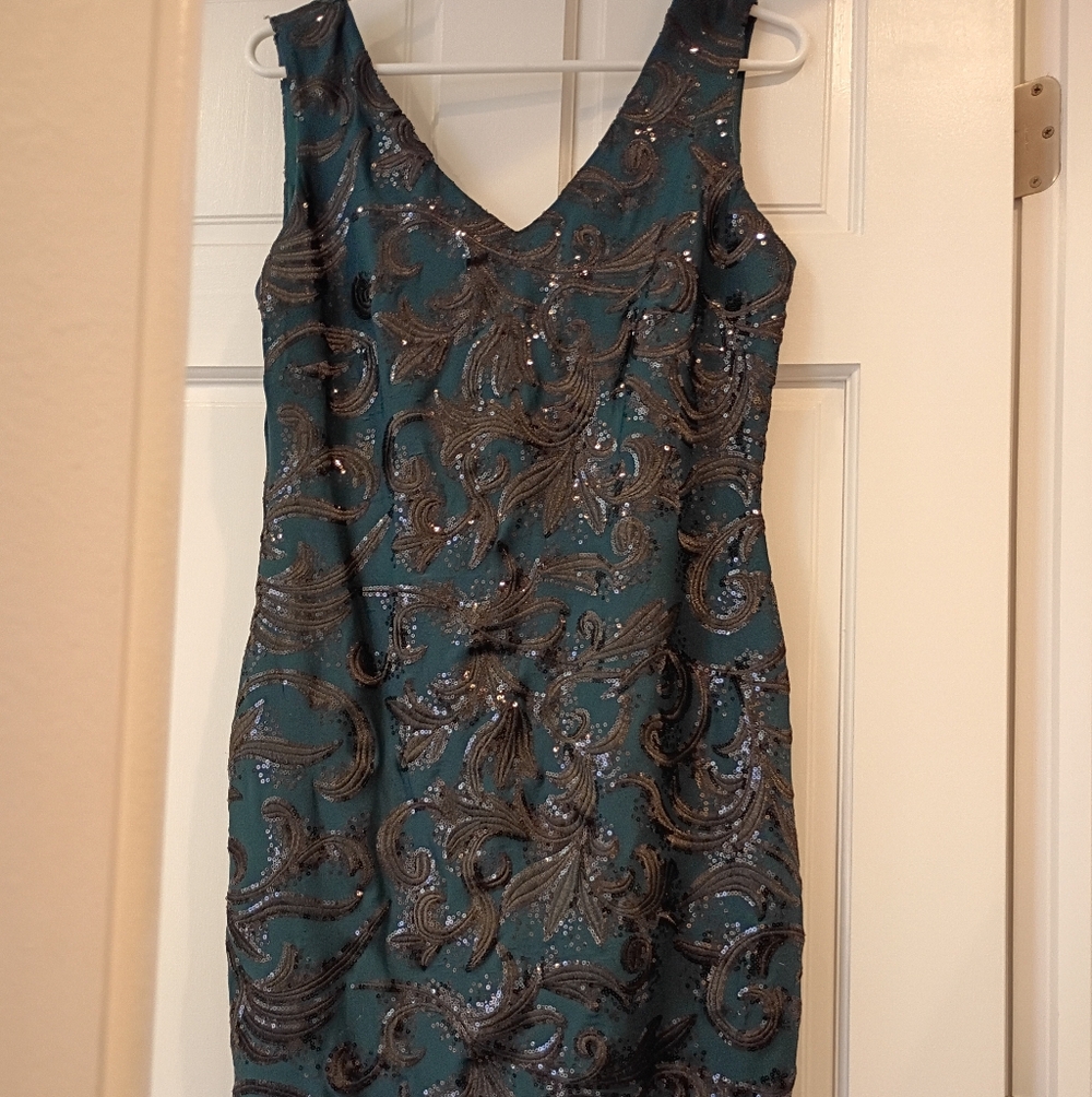 MARINA Green Knit Cocktail Dress With Black Embroidered & Sequined Pattern